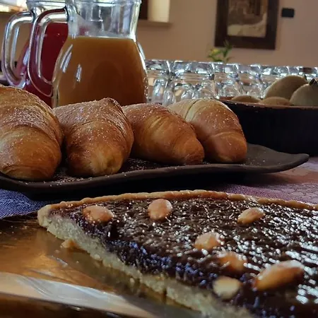 Casale Il Pisciarello Farm stay Massa Martana