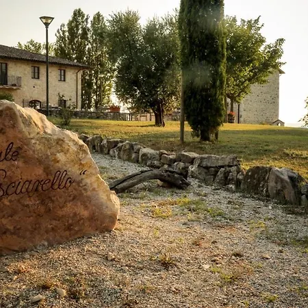 Casale Il Pisciarello Farm stay Massa Martana