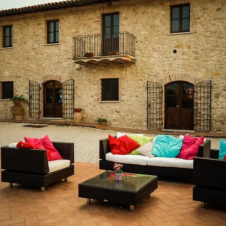 Casale Il Pisciarello Farmház